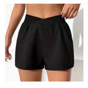 Women’s polyester black shorts crossover waist in front size XL
